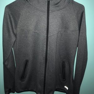 Black running sweatshirt